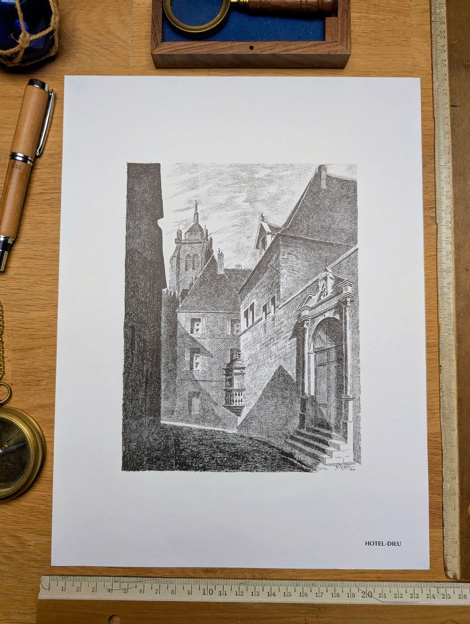 Hôtel-Dieu, Dole, Jura, gravure vintage, imprimée en 1950.